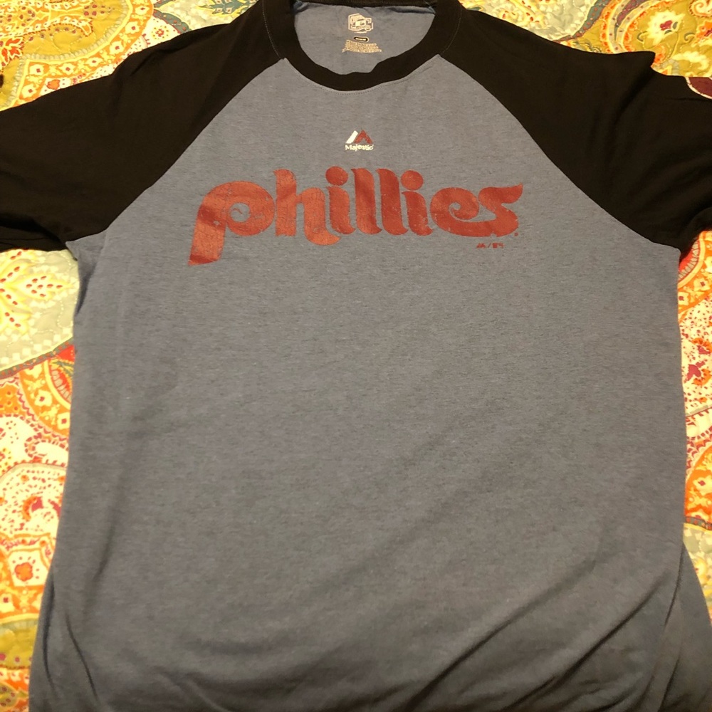 Mens Philadelphia Phillies T Shirt- NWOT